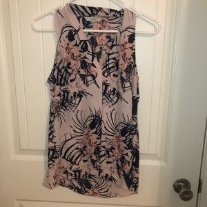Sleeveless blouse
